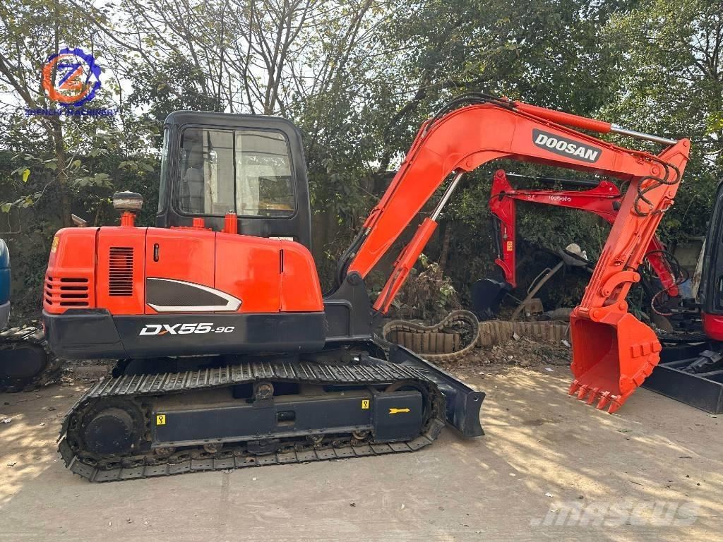 Doosan 55 Miniekskavaatorid < 7 t