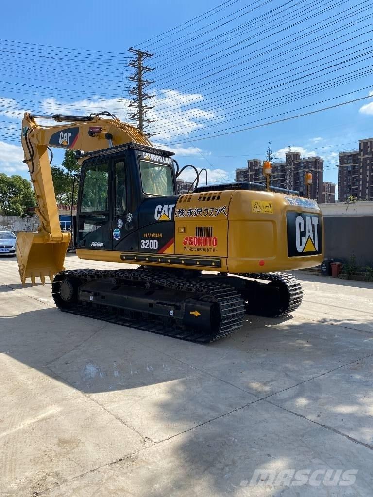 CAT 320 D Roomikekskavaatorid