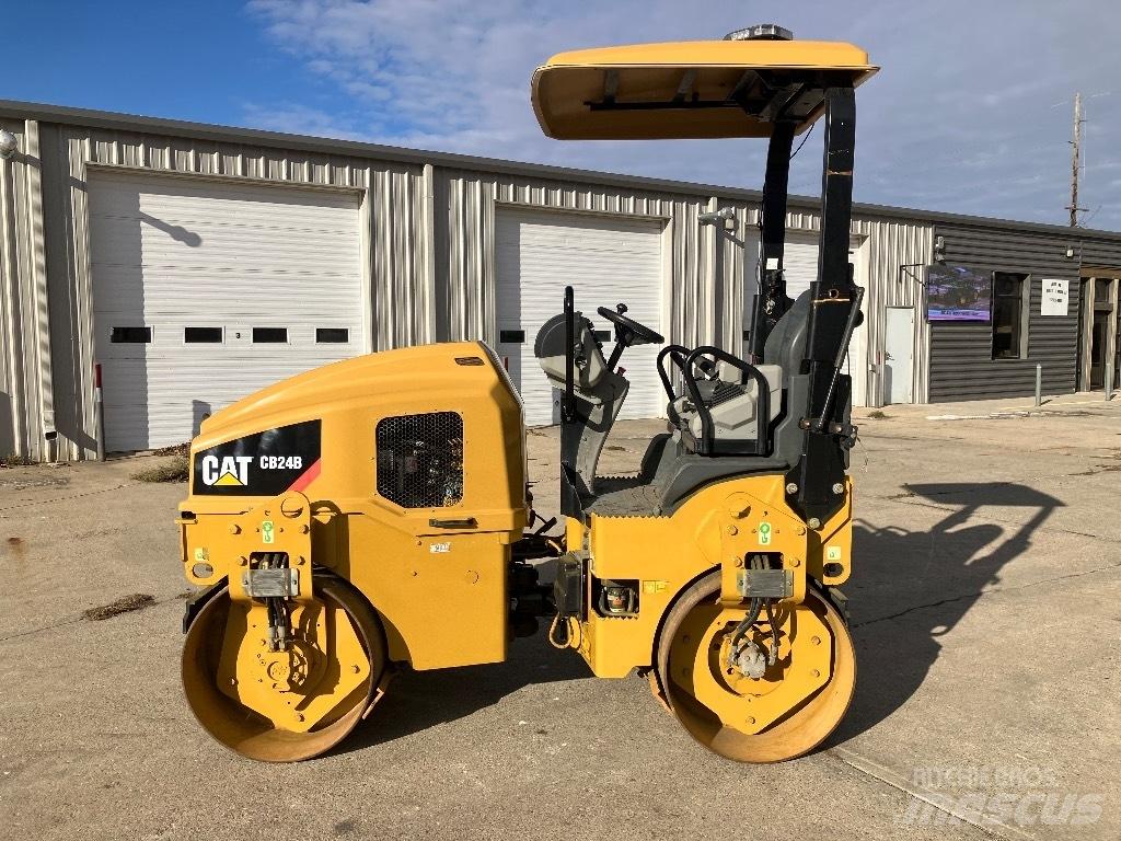 CAT CB 24 B Tandemrullid