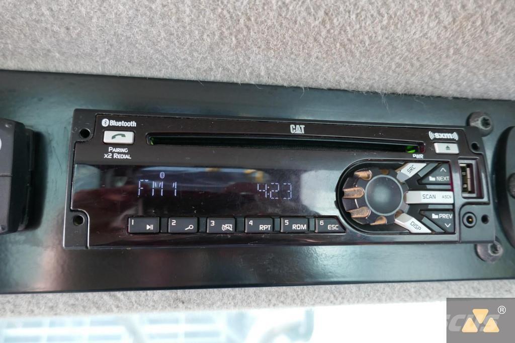 CAT 555D Väljaveotraktorid