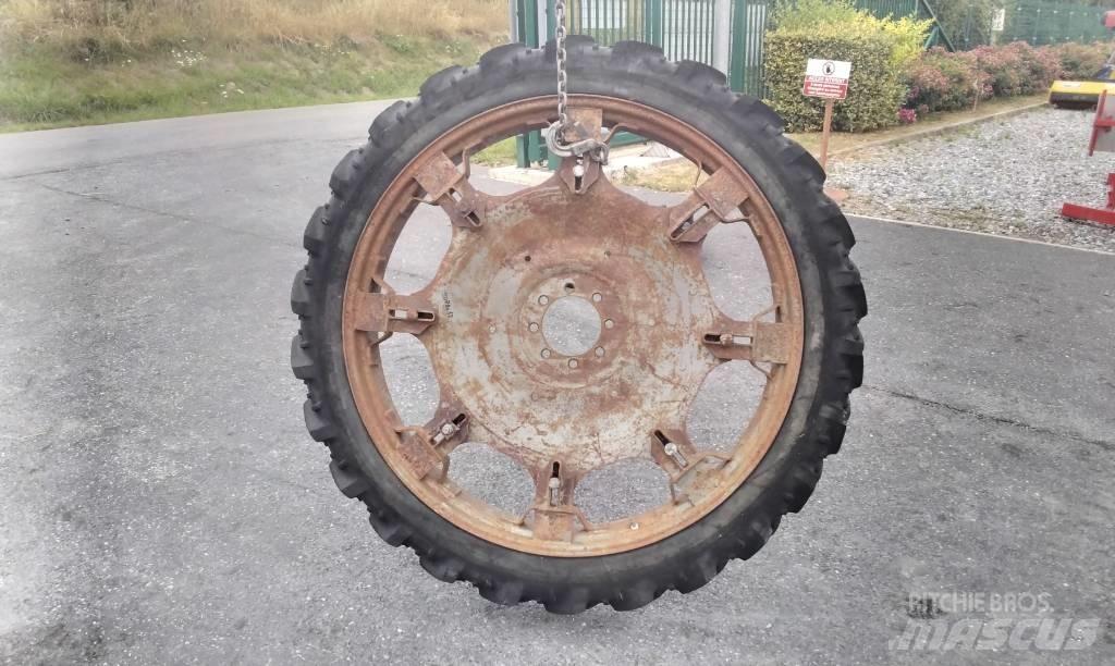 Kleber 8.3R44 Rehvid, rattad ja veljed