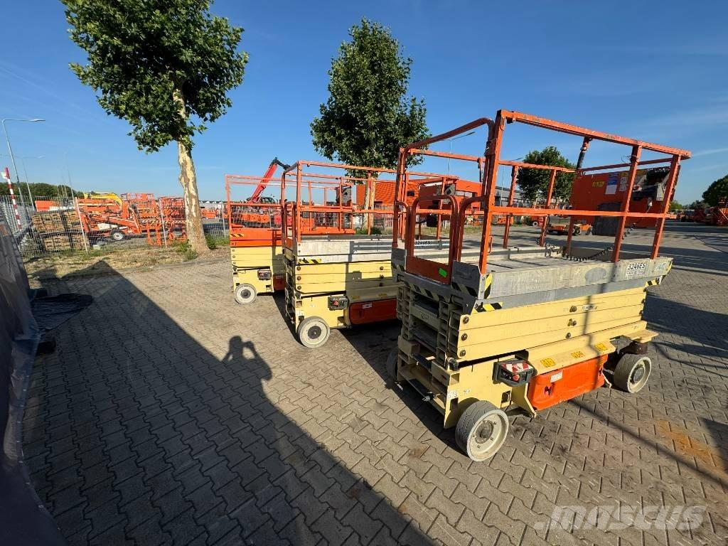 JLG 3246 ES Käärtõstukid