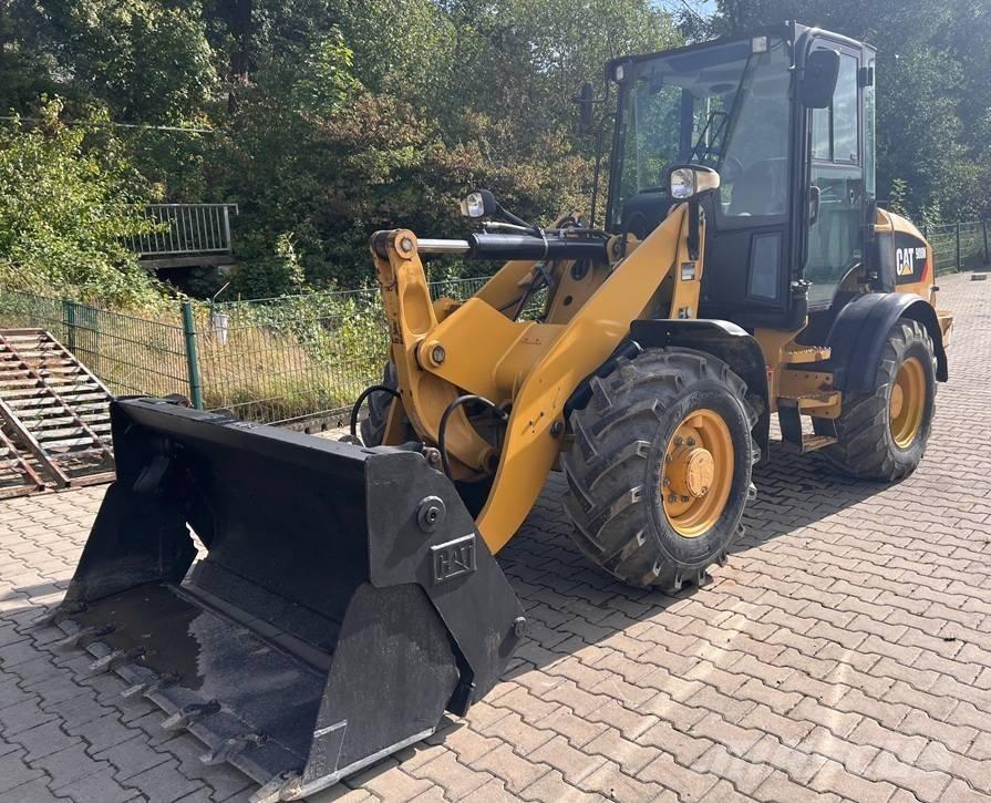 CAT 908M Radlader Rataslaadurid