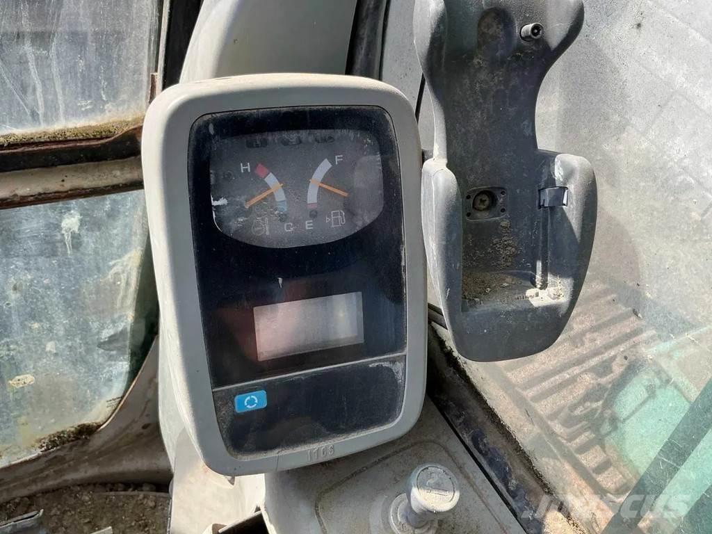 Kobelco SK235SR Roomikekskavaatorid