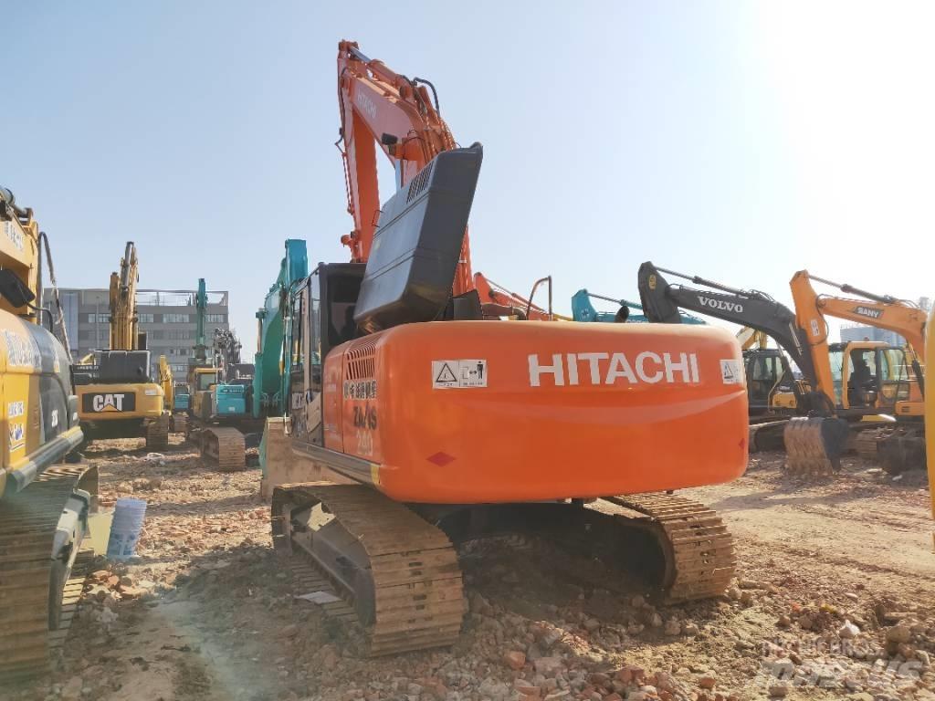 Hitachi ZX 240-3 Roomikekskavaatorid