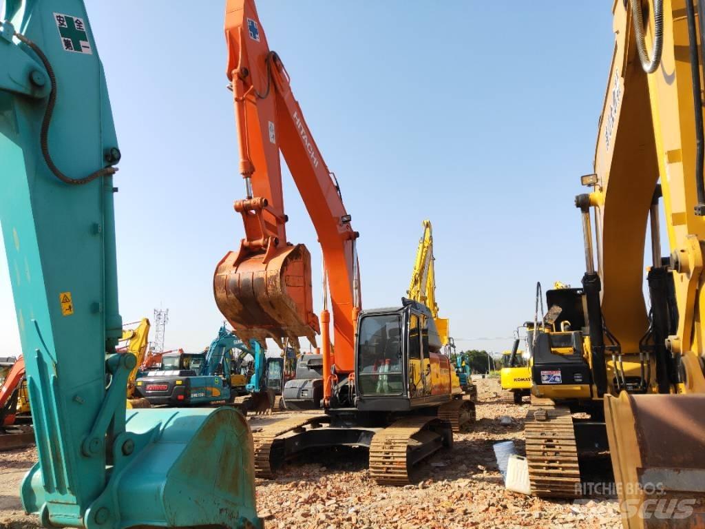 Hitachi ZX 240-3 Roomikekskavaatorid