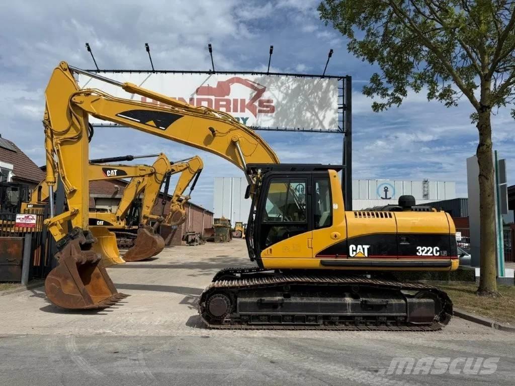 CAT 322CLN Roomikekskavaatorid