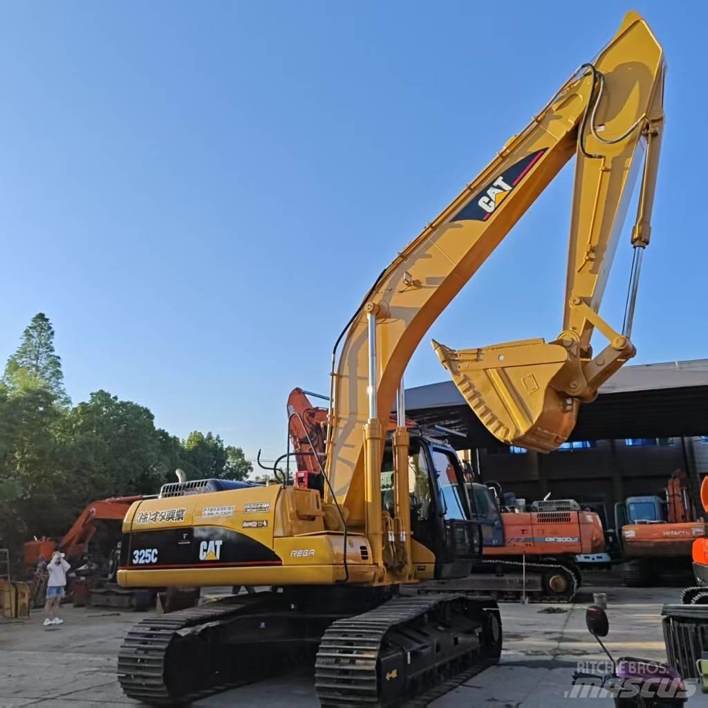 CAT 325 CL Roomikekskavaatorid