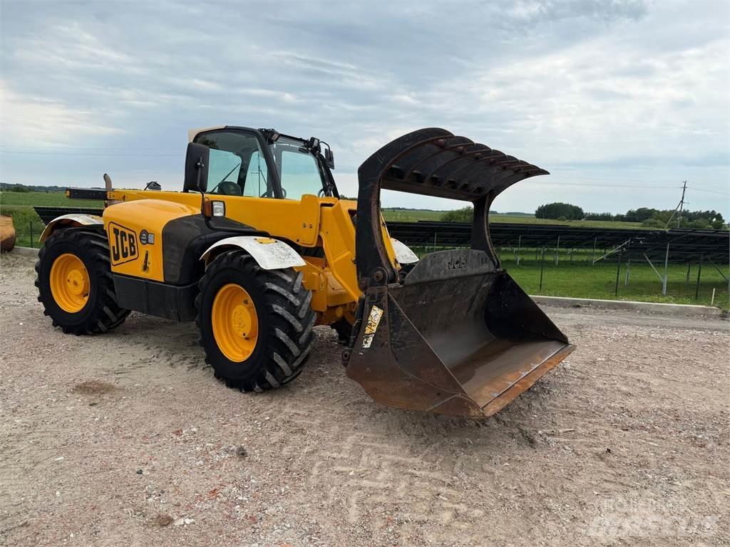 JCB  Teleskooplaadurid