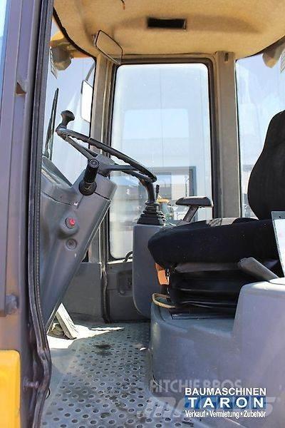 Volvo L30B Rataslaadurid