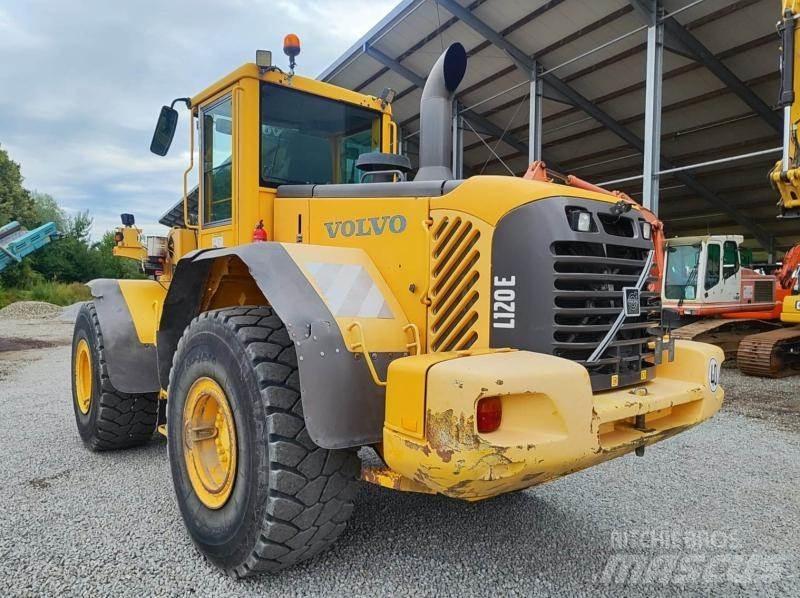 Volvo L120E Rataslaadurid