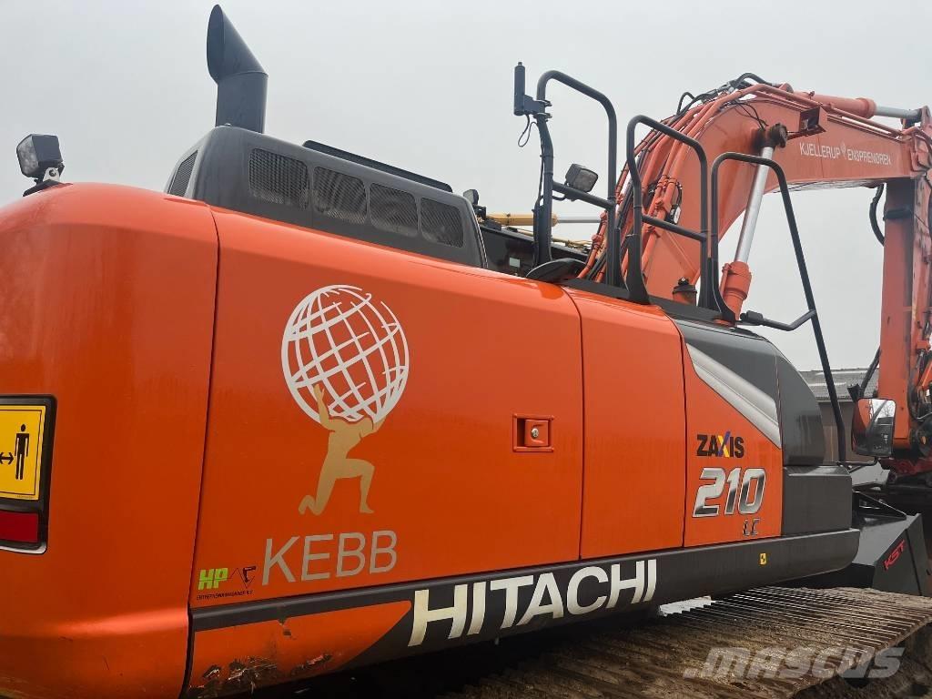 Hitachi ZX 210 LC-7 Roomikekskavaatorid