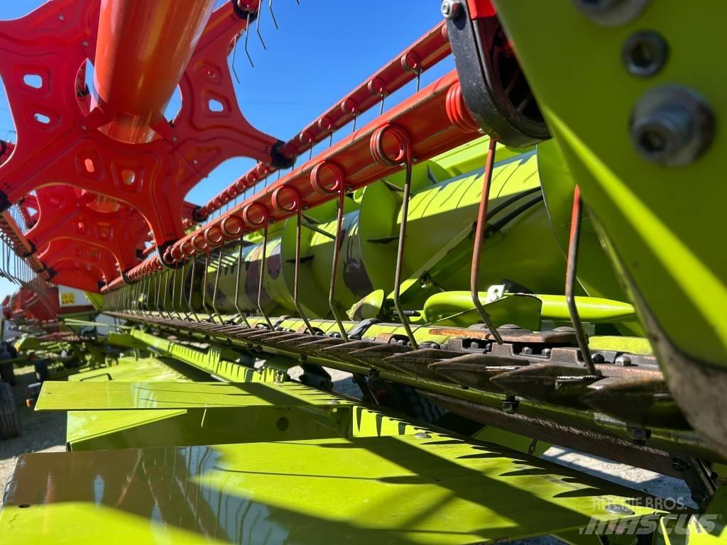 CLAAS Tucano 440 Teraviljakombainid