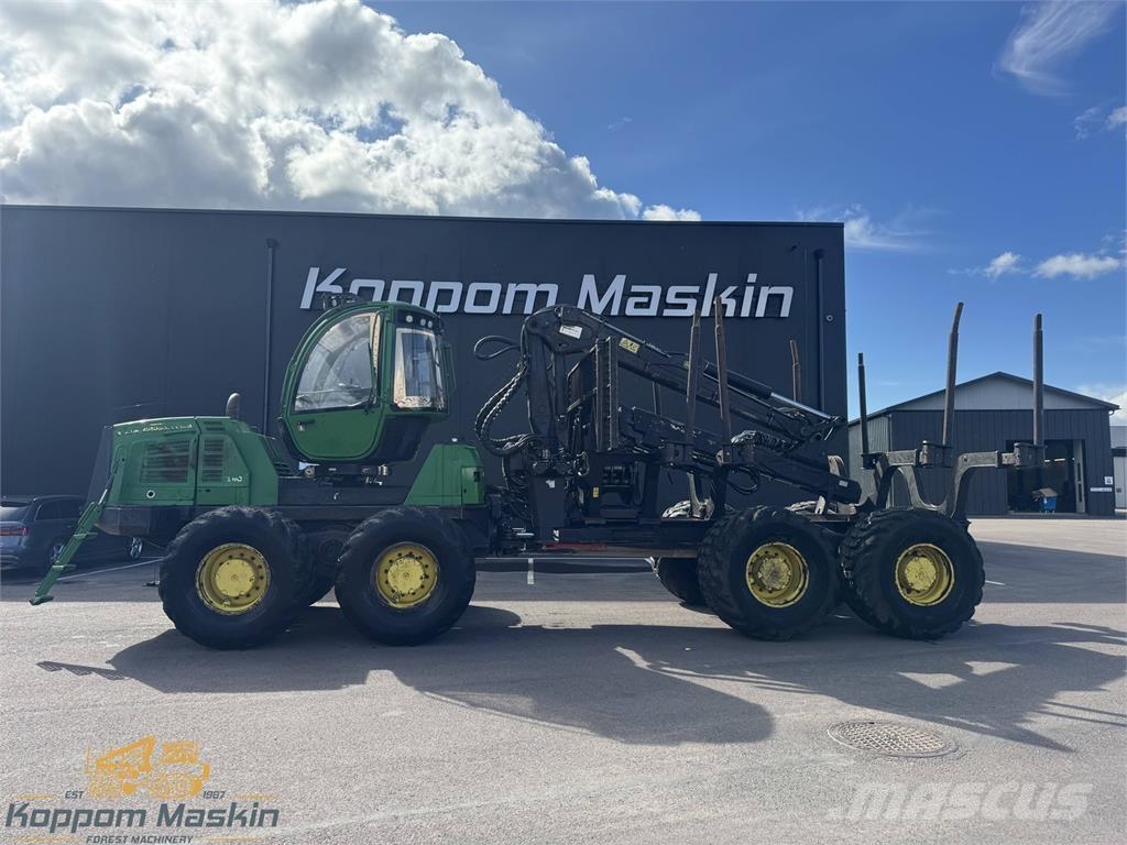 John Deere 1910E Forwarderid