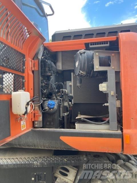Hitachi ZX 145 W-6 Ratasekskavaatorid