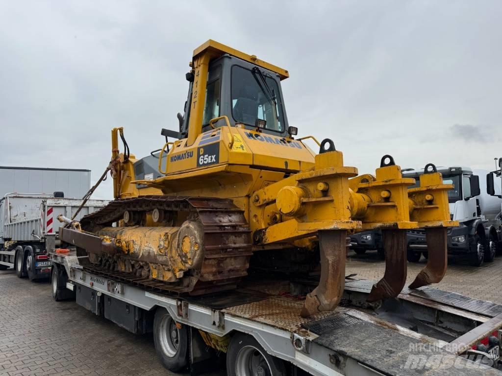 Komatsu D 65 EX-12 Buldooserid