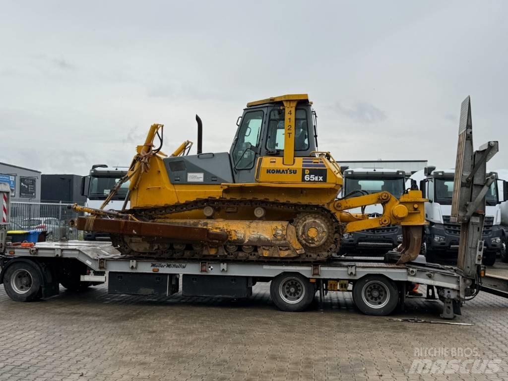 Komatsu D 65 EX-12 Buldooserid