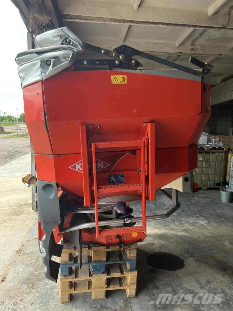 Kuhn 40.1W Mineraalväetise laoturid