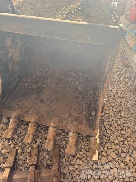 CAT Bucket Muud osad