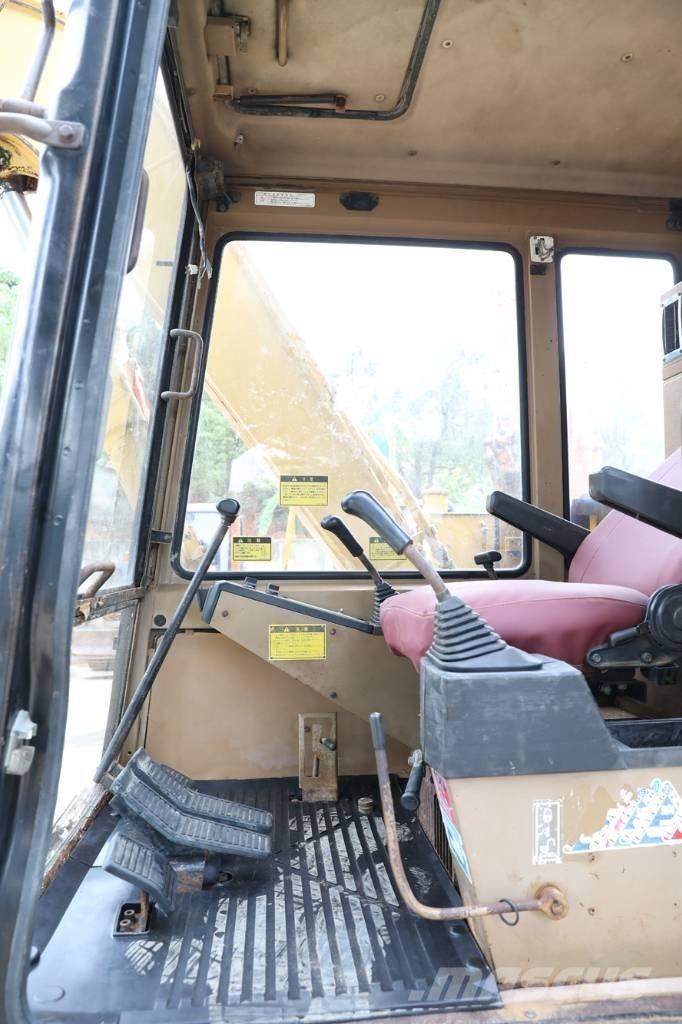 CAT E 70 B Miniekskavaatorid < 7 t