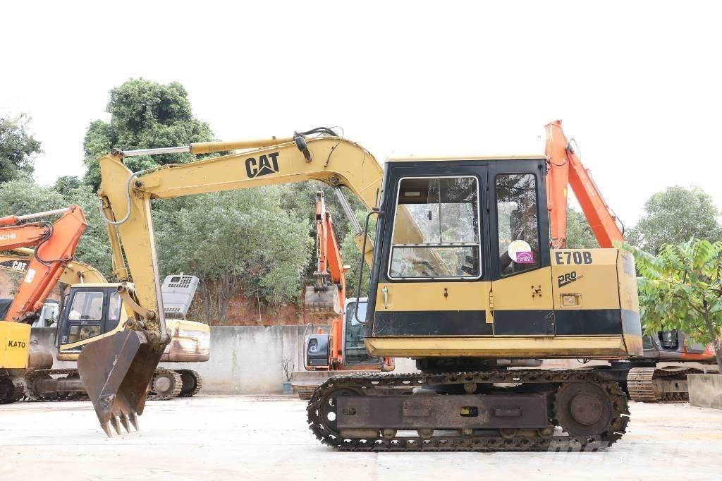 CAT E 70 B Miniekskavaatorid < 7 t