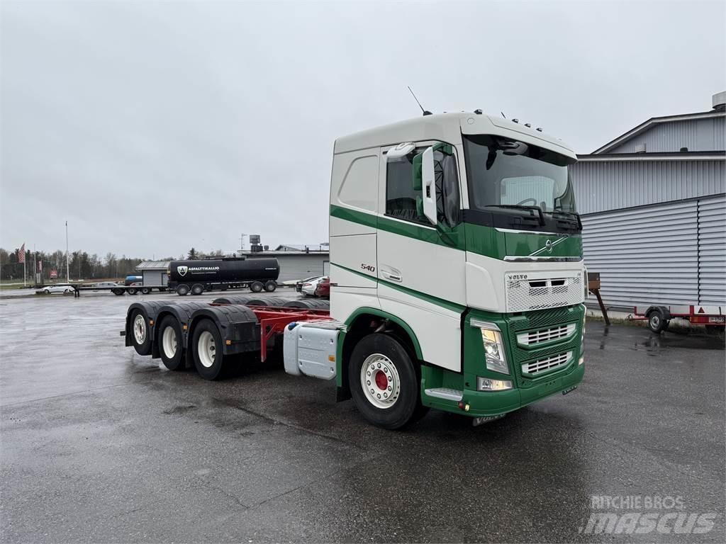 Volvo FH540 8x4 Konksliftveokid