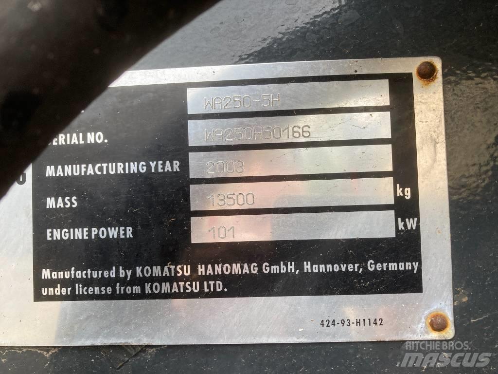 Komatsu WA 250 Rataslaadurid