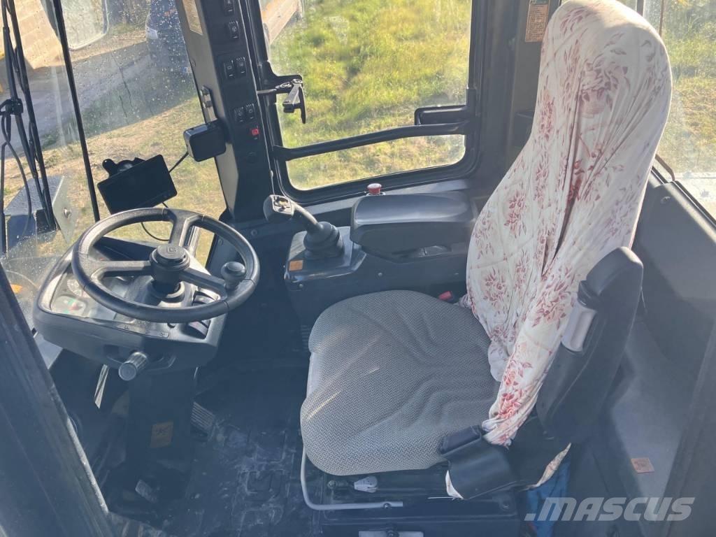 LiuGong 835 H Rataslaadurid