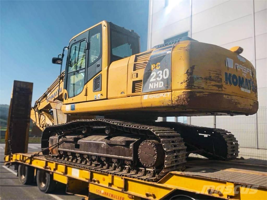 Komatsu PC 230 NHD Roomikekskavaatorid