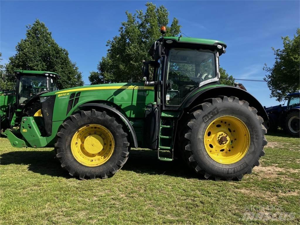 John Deere 8370R Traktorid