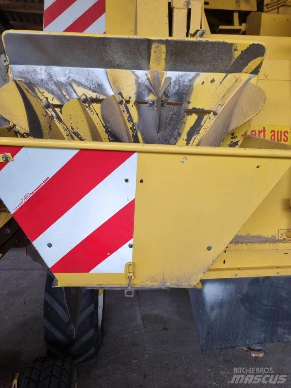 New Holland TF 76 Teraviljakombainid