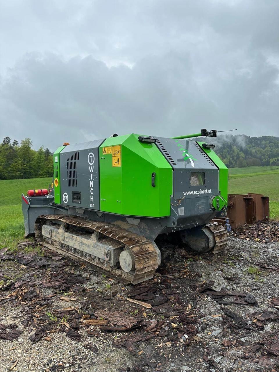  T-Winch 10.3 Metsatööks kohandatud traktorid