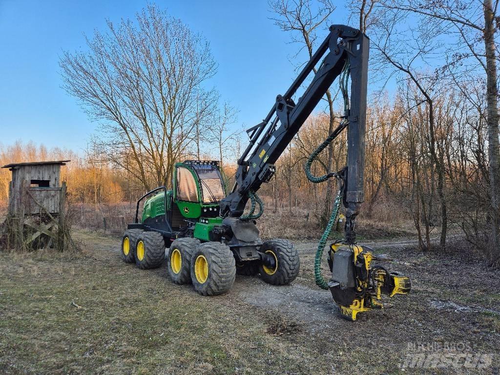 John Deere 1270 G Harvesterid