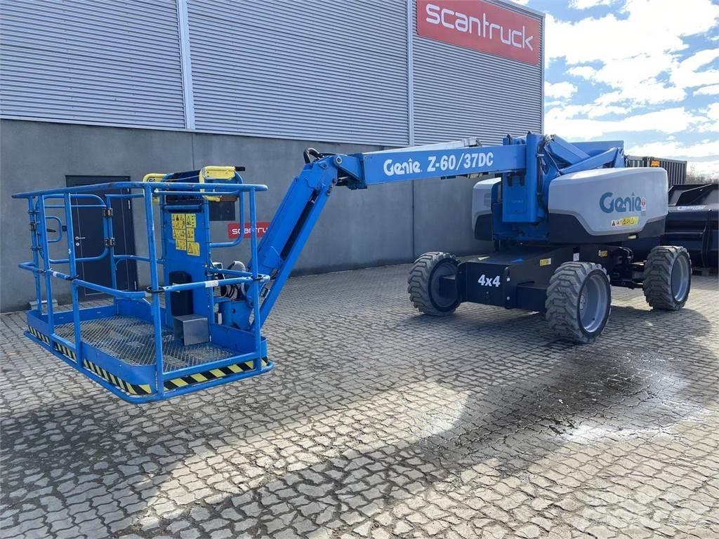 Genie Z60/37 DC Iseliikuvad poomtõstukid