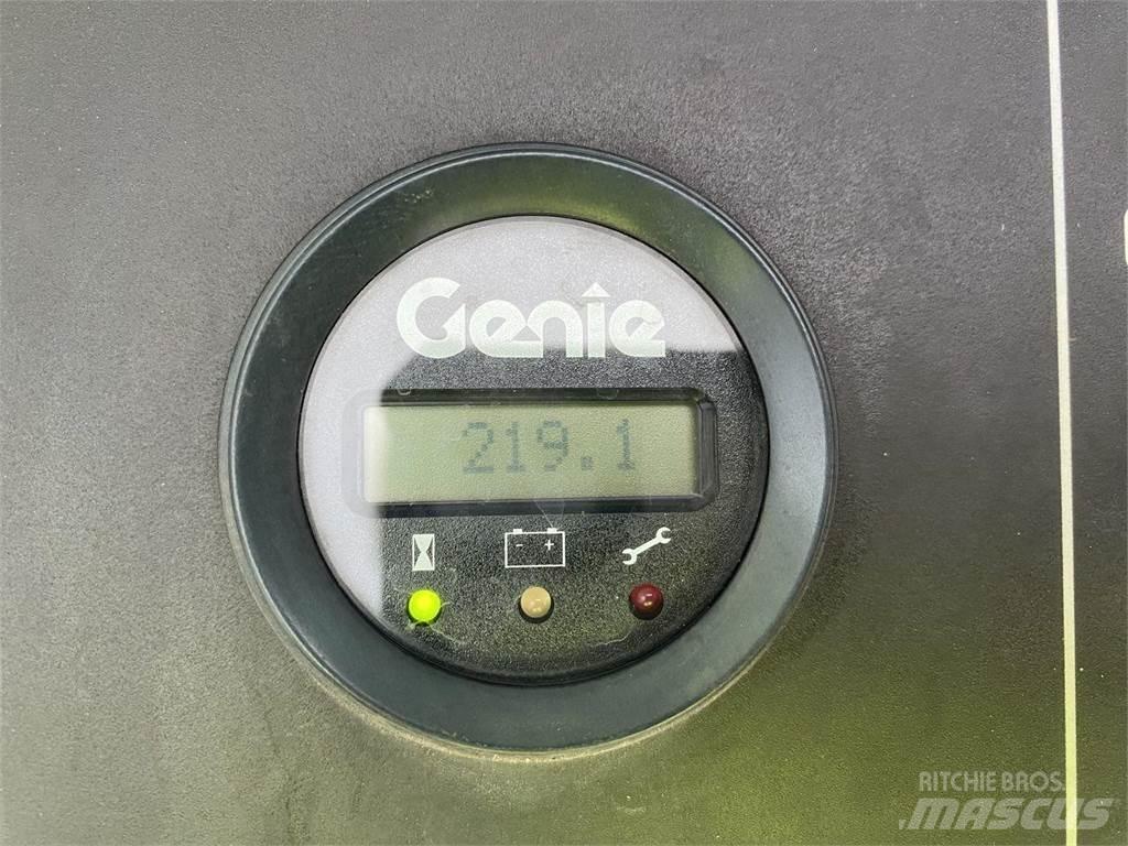 Genie Z60/37 DC Iseliikuvad poomtõstukid