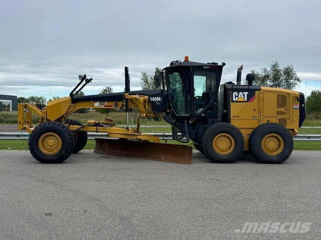 CAT 140M2 Greiderid