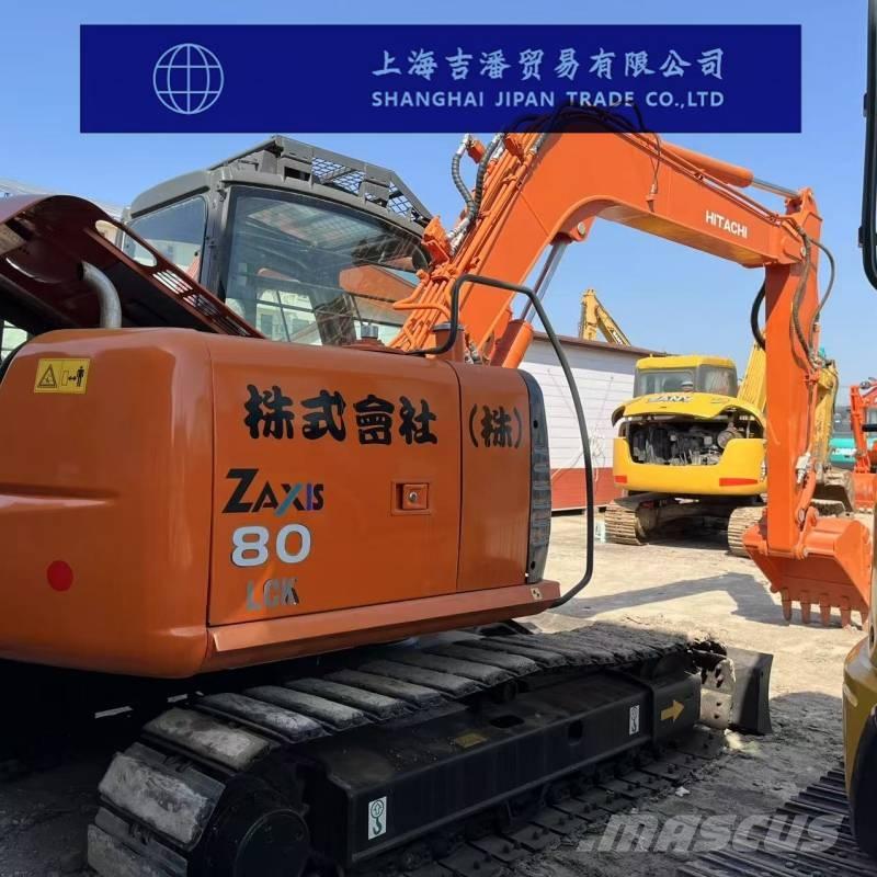 Hitachi ZX 80 Väikeekskavaatorid 7t-12t