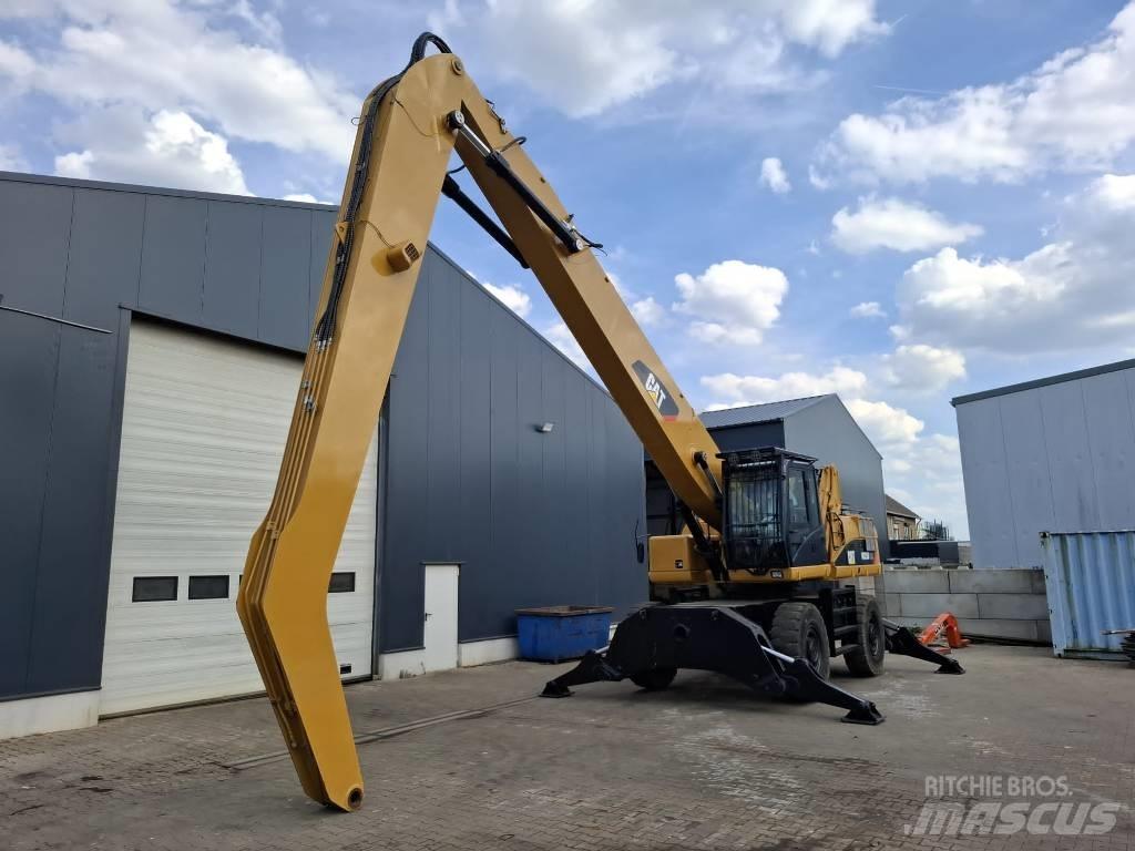 CAT M 325 D L MH Materjalikäitlusmasinad