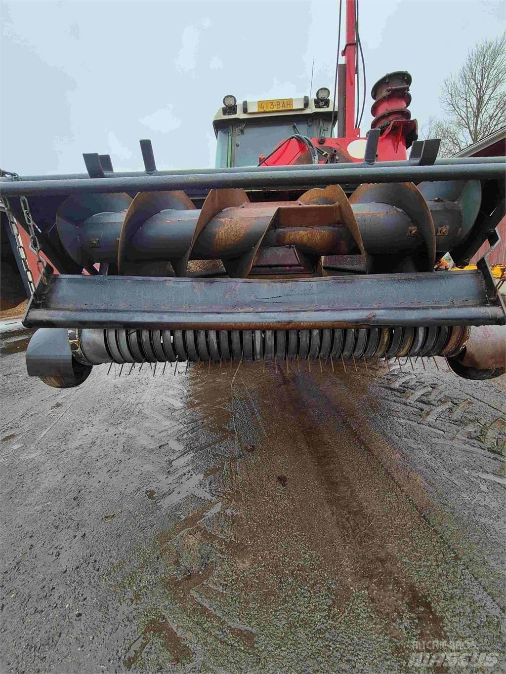 Lely STORM 130R Silokombainid