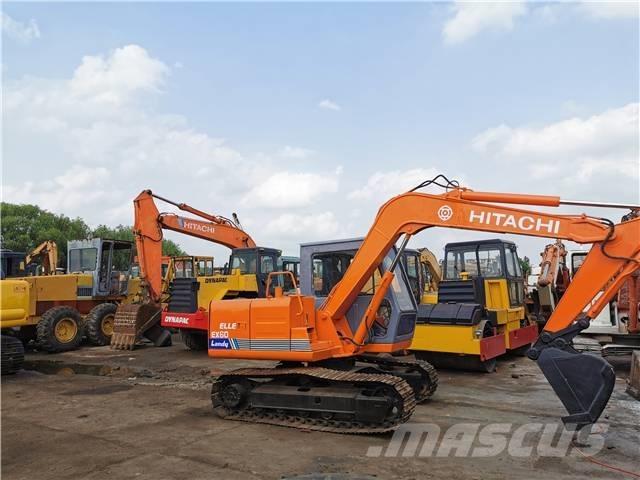 Hitachi EX60 Roomikekskavaatorid