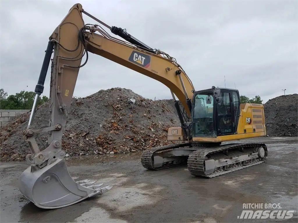 CAT 320 Roomikekskavaatorid