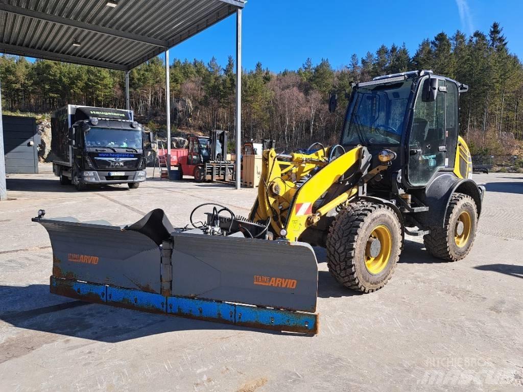 Komatsu WA 80 M Rataslaadurid