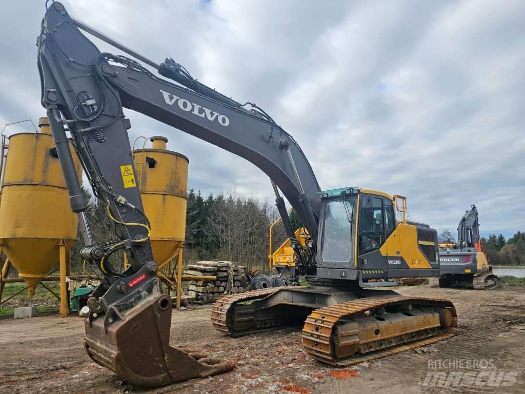 Volvo EC 300 EL Roomikekskavaatorid