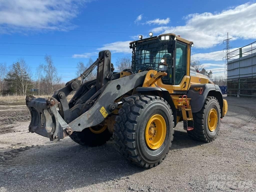 Volvo L 120 H Rataslaadurid