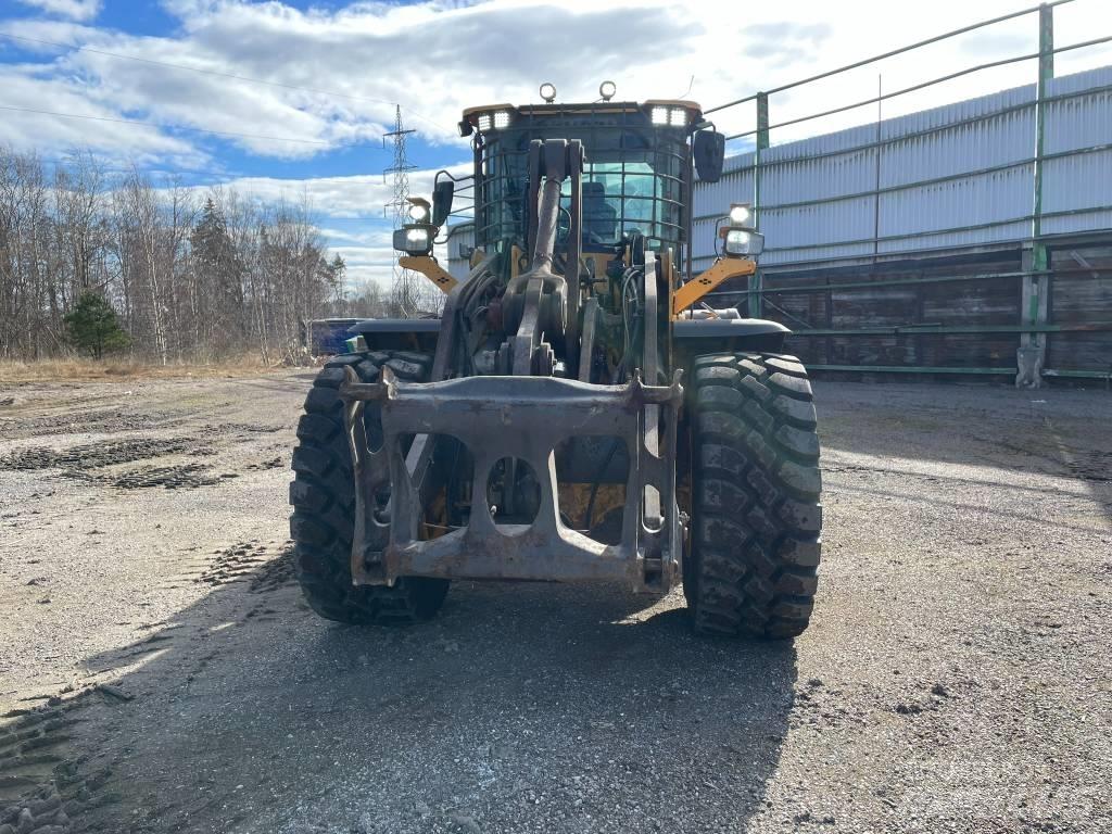 Volvo L 120 H Rataslaadurid