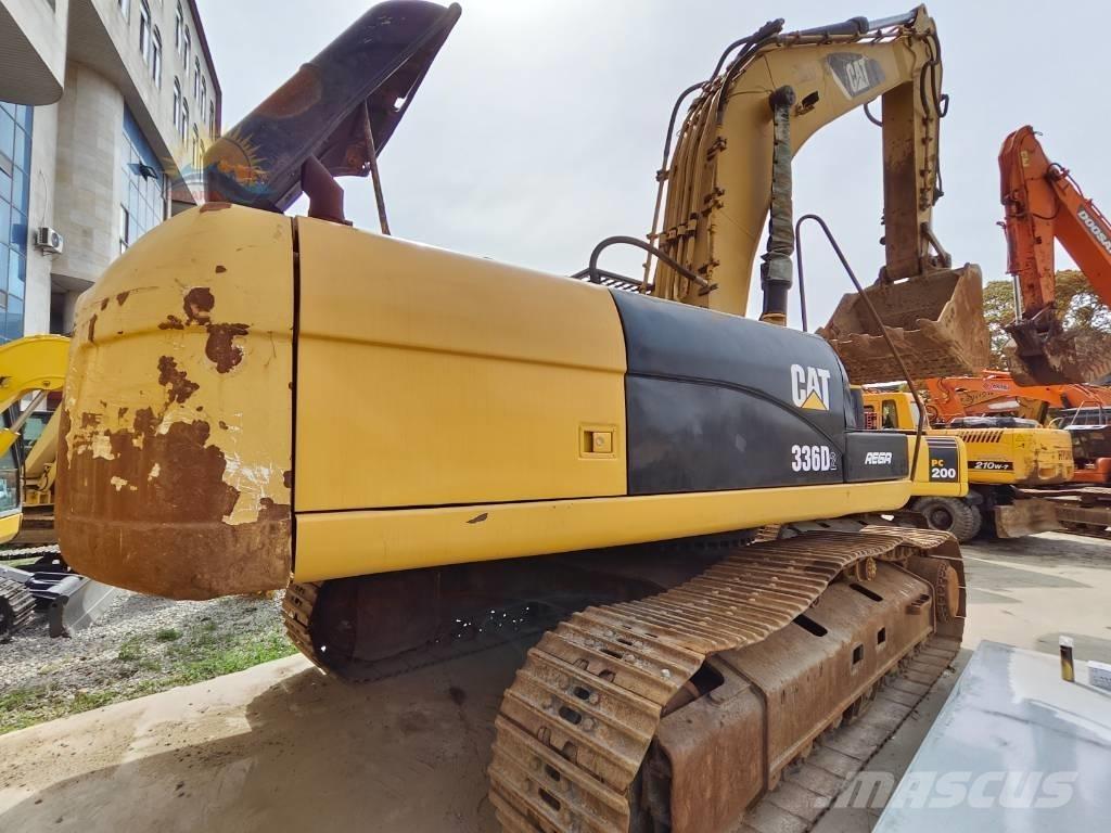 CAT 336D2 Roomikekskavaatorid