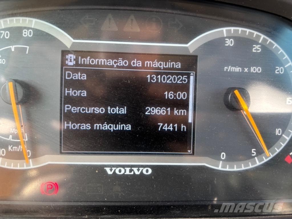 Volvo A 30 G Liigendraamiga pinnaseveokid