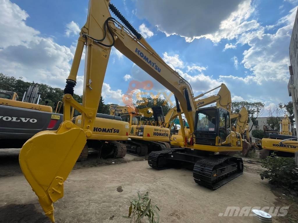 Komatsu PC 220-8 Roomikekskavaatorid