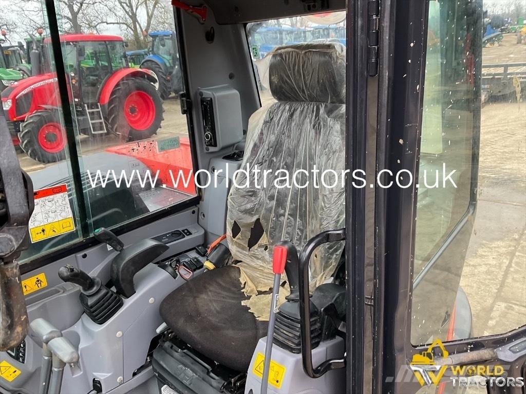 Kubota KX 080-4 Väikeekskavaatorid 7t-12t