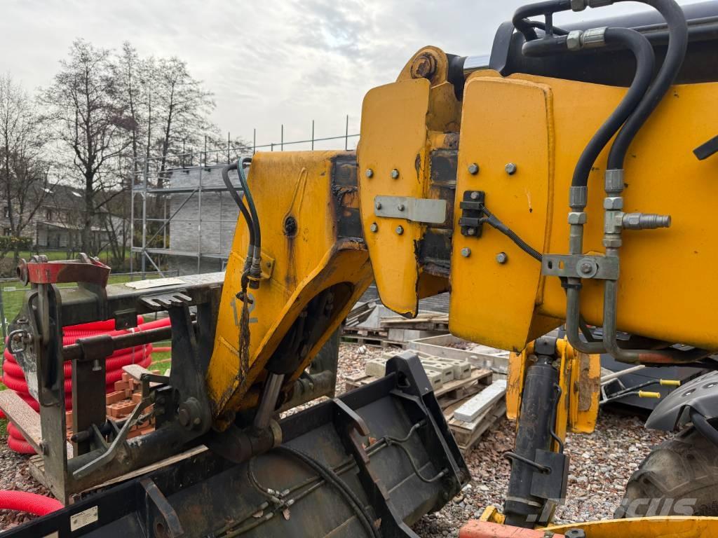 JCB 535-125 Hiviz Teleskooplaadurid